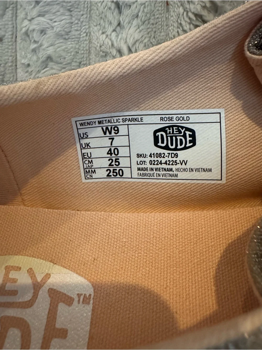 Hey Dude new without
